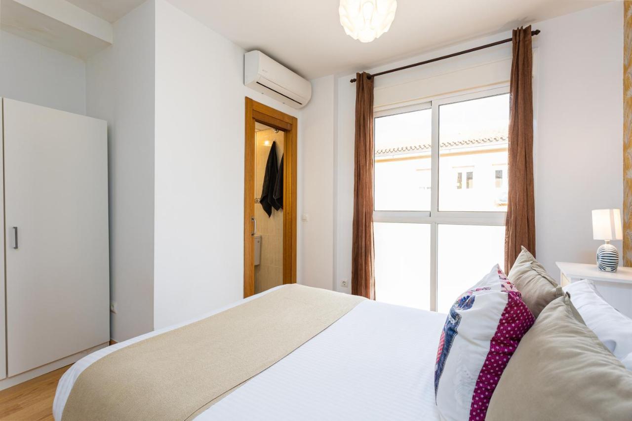 Holidays2Malaga Cruz Verde City Center With Aircon & Wifi Exterior foto